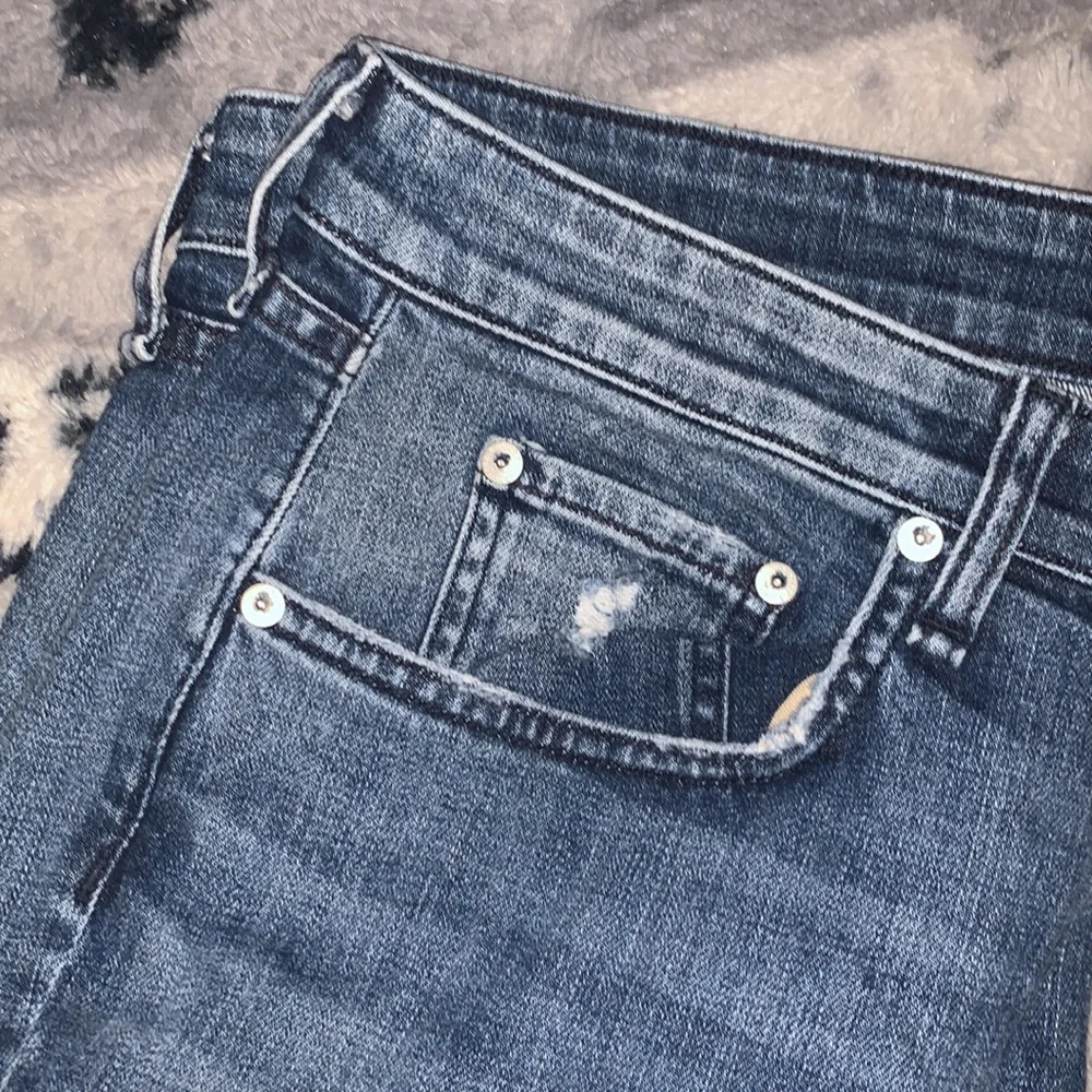 rag & bone DRE Low-Rise Slim Distressed Boyfriend Jeans — 31 - Picture 11 of 14